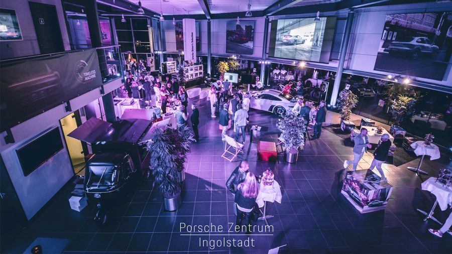 After Work Party im Porsche Zentrum Ingolstadt.